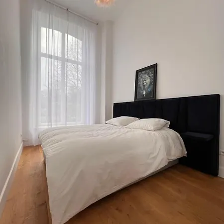 Apartment Chateau De Lewarde